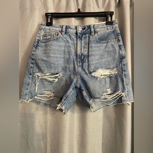 NWT American eagle Stylish Distressed Light Blue Jean Shorts  25 W